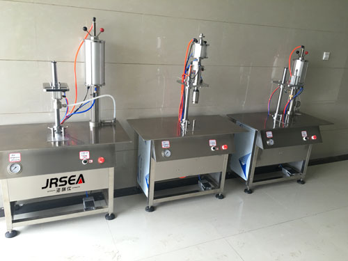 氣霧劑自動灌裝機(jī)